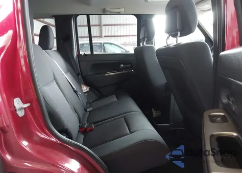 2011 Jeep Liberty Renegade from USA, damaged, VIN 1J4PN3GK4BW542818